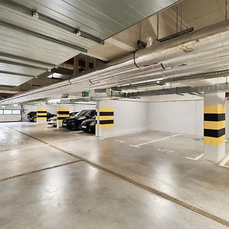 Apartment Braniborska By Renters *