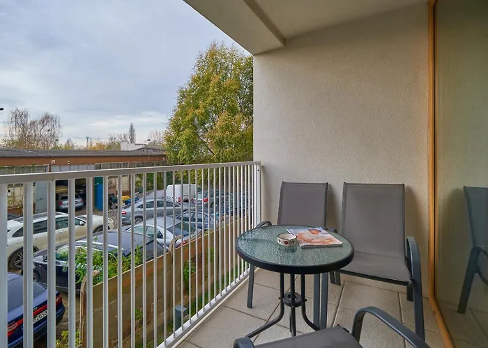 Apartment Braniborska By Renters *